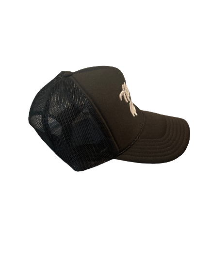 Black trucker hat